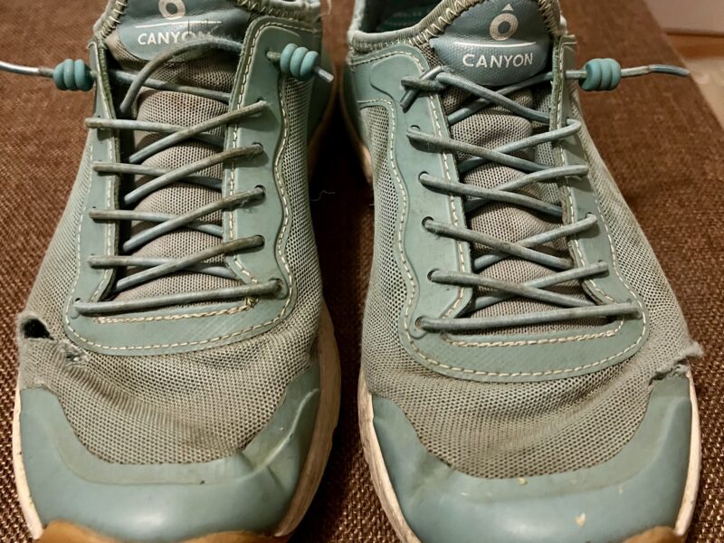 Totgelatscht, Schweißgetränkt, und bereit für ihren Dienst an dir. Meine Tropicfeel Schuhe.