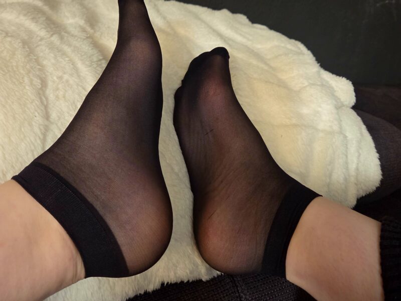 Nylon Socken, schwarz, körpernah und Feminin, Alltagsbegleiter, Gr. 38